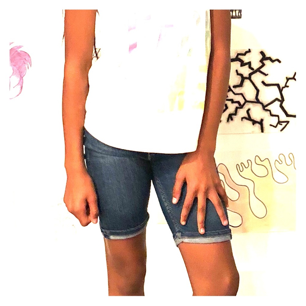 Levi Signature Skinny Shorts Size 12